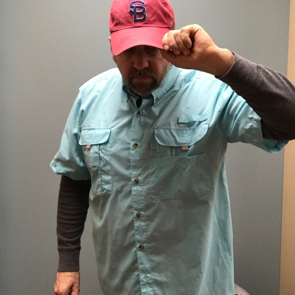 Rugged Earth Outdoorsman short sleeve hunting fish - Picture 2 of 8